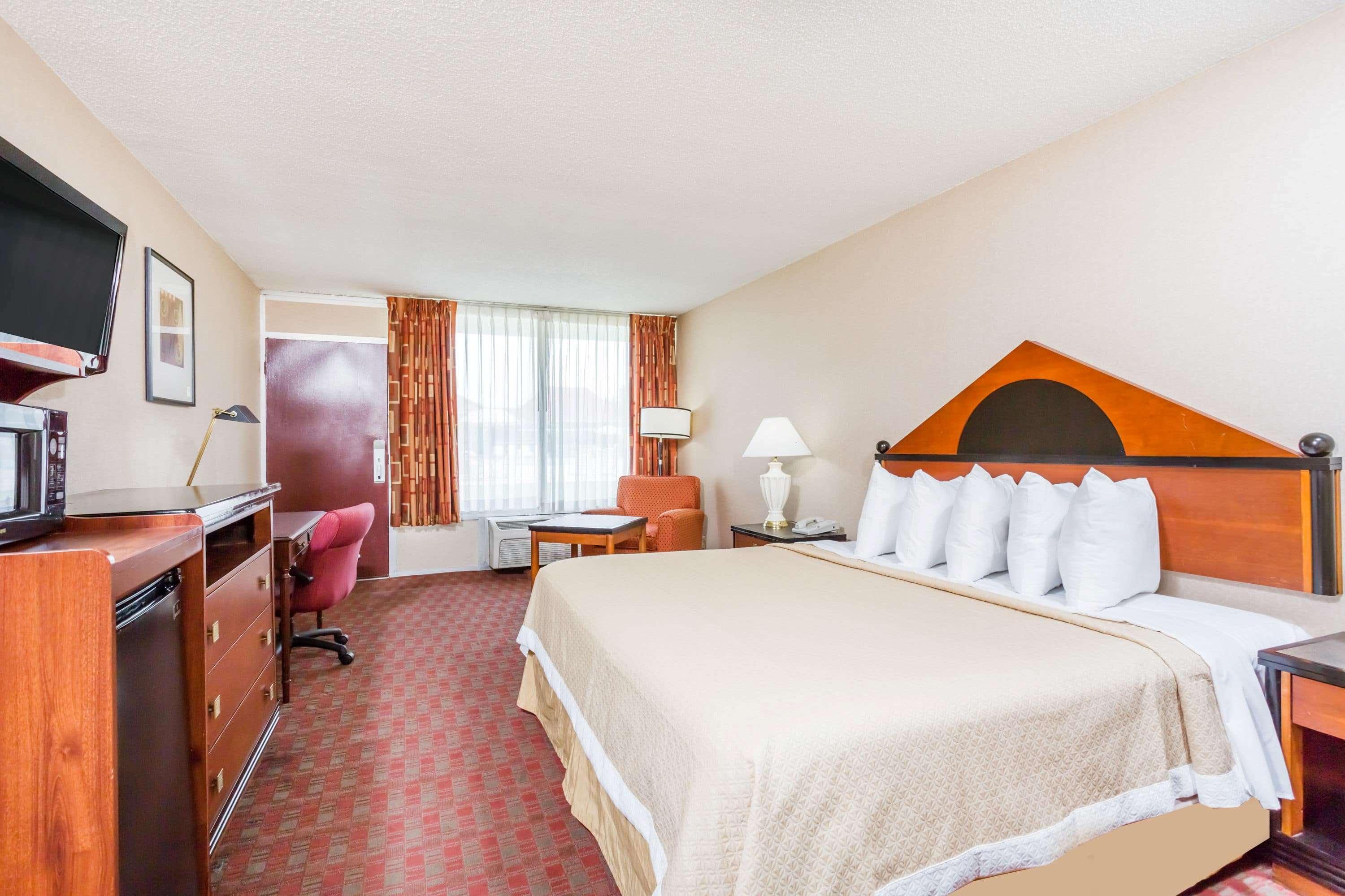 Days Inn By Wyndham Goldsboro Exterior foto