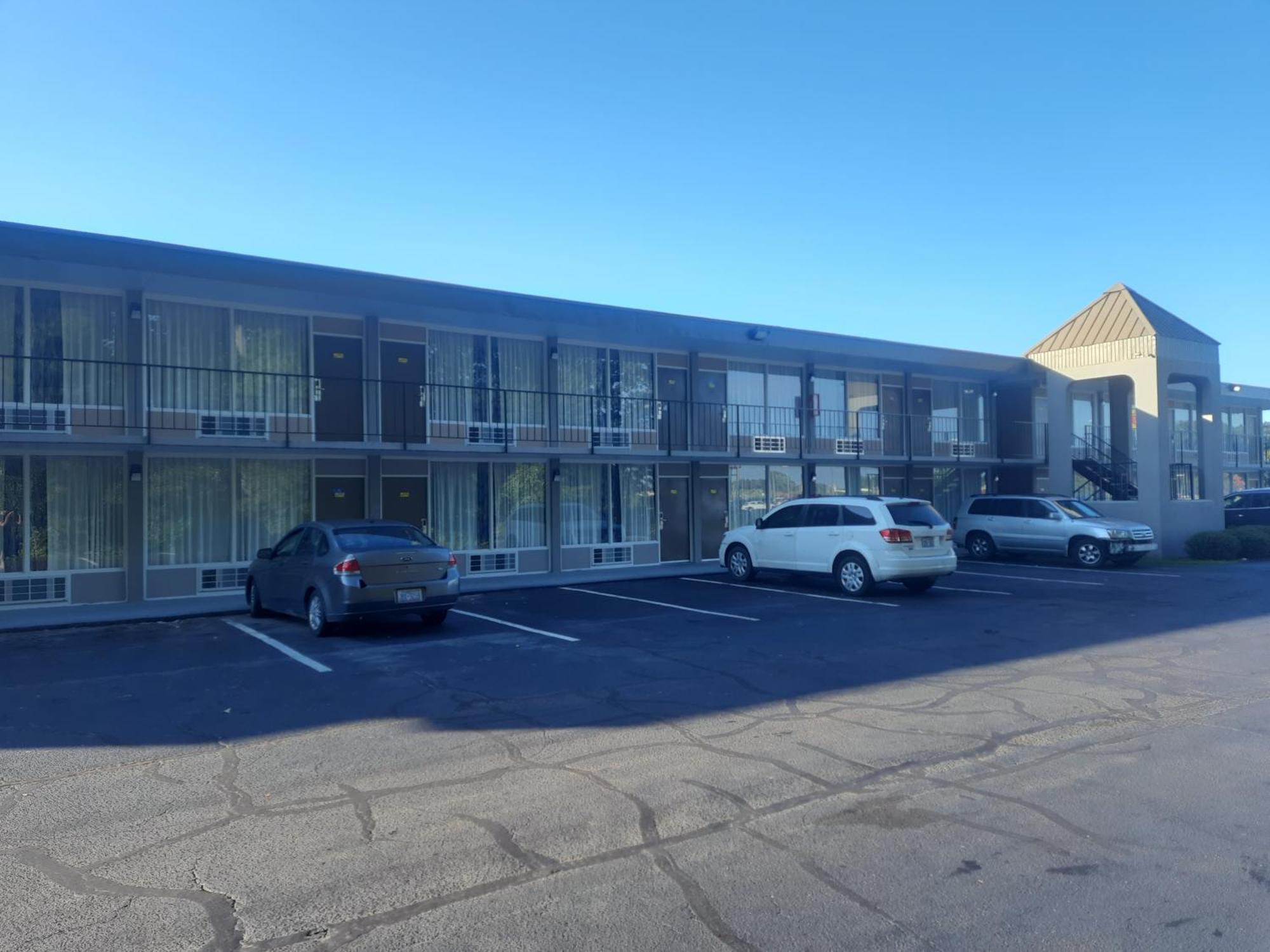 Days Inn By Wyndham Goldsboro Exterior foto