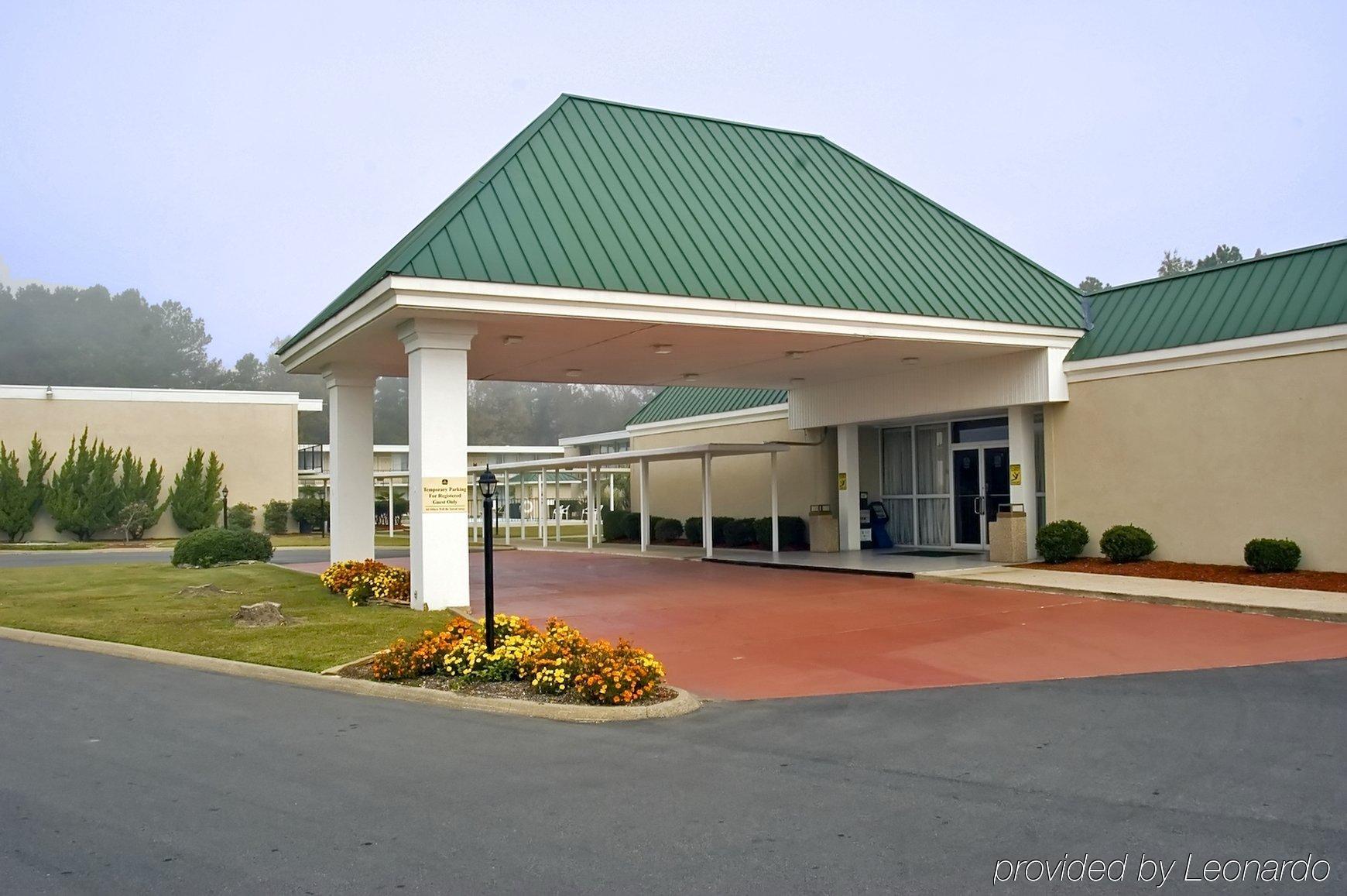 Days Inn By Wyndham Goldsboro Exterior foto